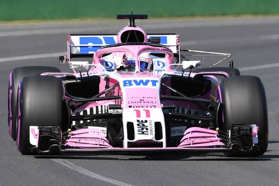 La Force India di Perez al lavoro. Afp 